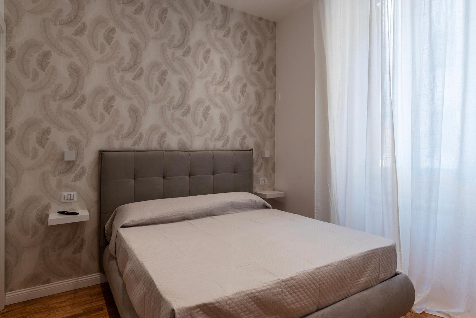 Rome Huge & Cozy Apartment Ngoại thất bức ảnh