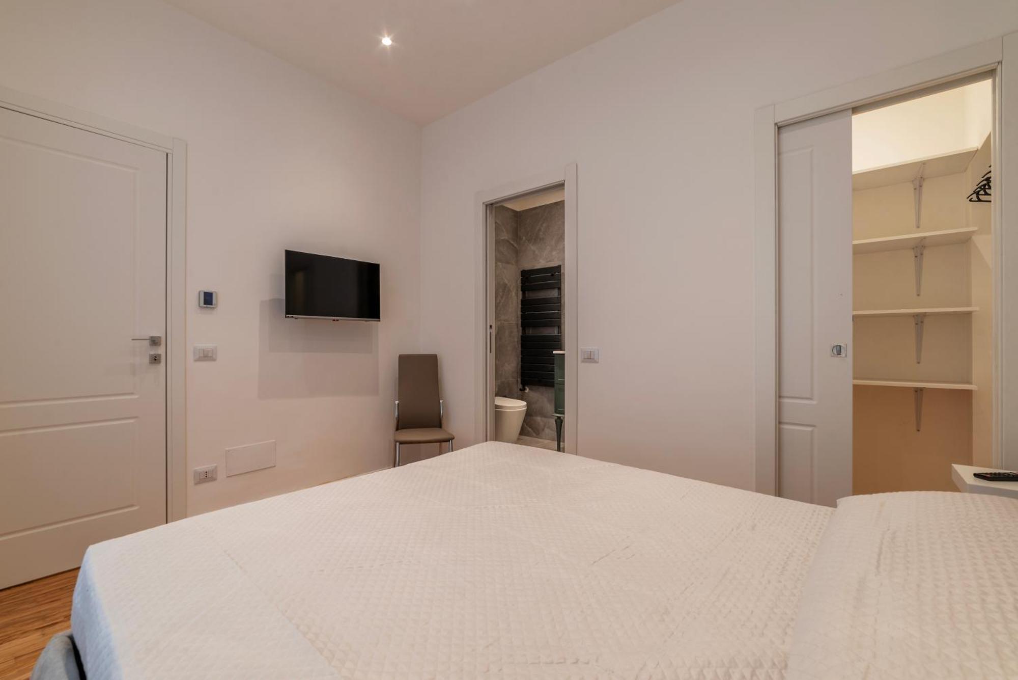 Rome Huge & Cozy Apartment Ngoại thất bức ảnh